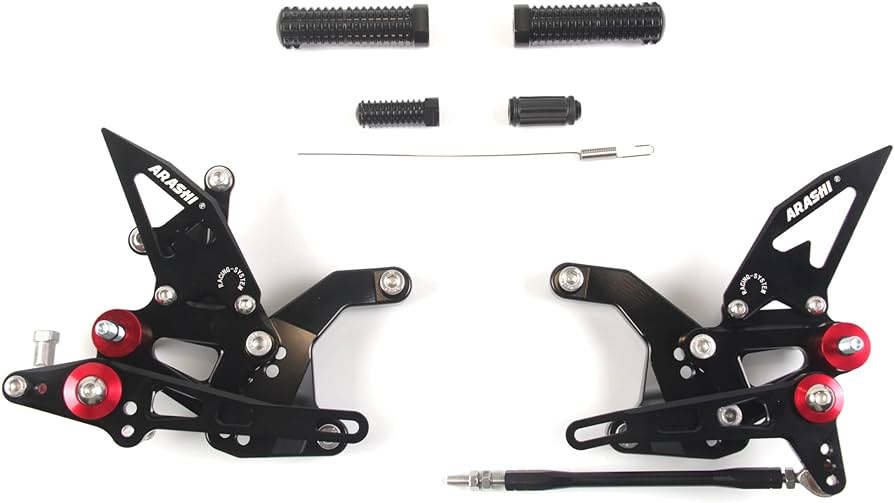 Mejora Tu Conducción con Estriberas Retrasadas para la Kawasaki Z900